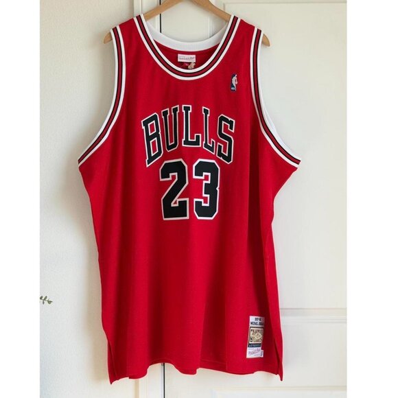 Mitchell & Ness Other - Mitchell & Ness NBA Authentic Road Jersey Bulls 1997 Michael Jordan, Size 5XL